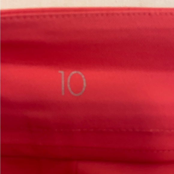 Melon colored Ann Taylor Madison skirt in size 10. Zip back with hook & eye. - Picture 4 of 5